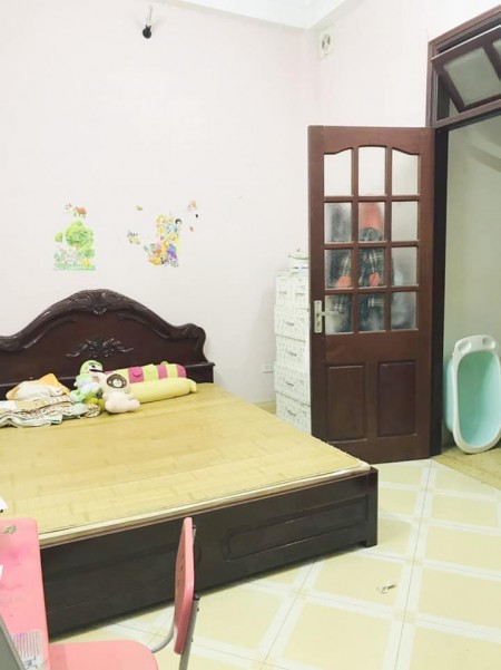 Chủ nhiệt bán nhà riêng Thanh Xuân phân lô, ô tô 7 chỗ vào nhà, 5 tầng 40m2 giá 5.4 tỷ