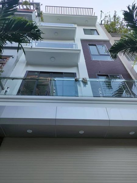 Siêu phẩm 5 tầng đẹp thang máy xịn ô tô tránh, kinh doanh đỉnh, nội thất cao cấp giá nhỉnh 10 tỷ