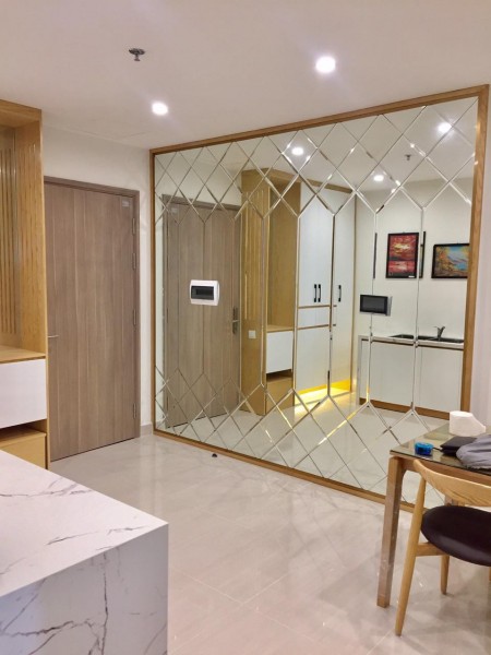 Chính chủ cho thuê căn hộ 2 phòng ngủ 1 vệ sinh cao cấp tại Vinhomes Smart City có hỗ trợ giá sau mùa dịch