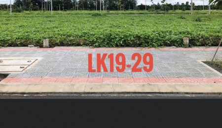 Đất nền giá rẻ như cho sổ đỏ từng nền sang tên công chứng ngay, giá 370 triệu,lh 0365921729