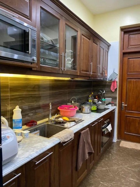 Bán nhà nguyên căn Quận Đống Đa gần hồ lớn an sinh đỉnh, giá nhỉnh 9 tỷ, lh 0904183351