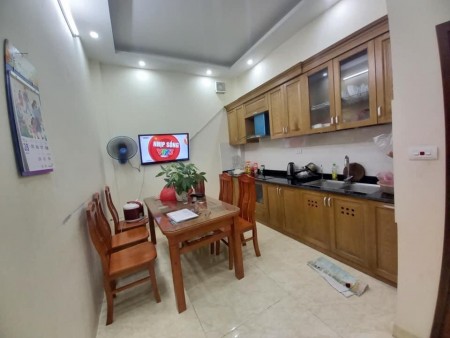 Bán nhà phố Xuân Phương, Từ Liêm 5 tầng, 3 ngủ đẹp lung linh giá chỉ 2,5 tỷ lh 0942781345