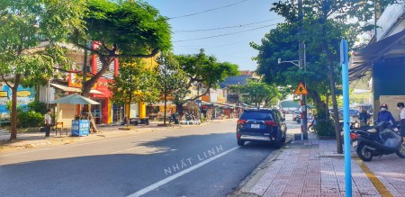 Bán đất mặt tiền Mẹ Suốt - mặt tiền kinh doanh số 1 TP.Đồng Hới, giá tốt sau dịch