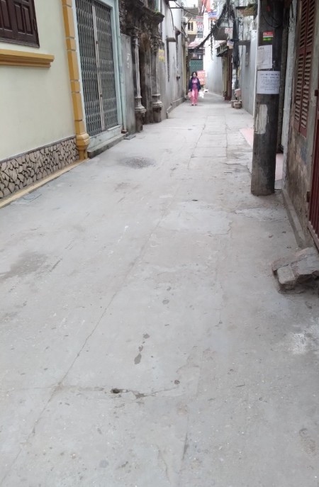 Bán nhà Phạm Văn Đồng; 03 bước ra TP Giao Lưu, Giá siêu hot, diện tích 39m2 giá 2,6 tỷ
