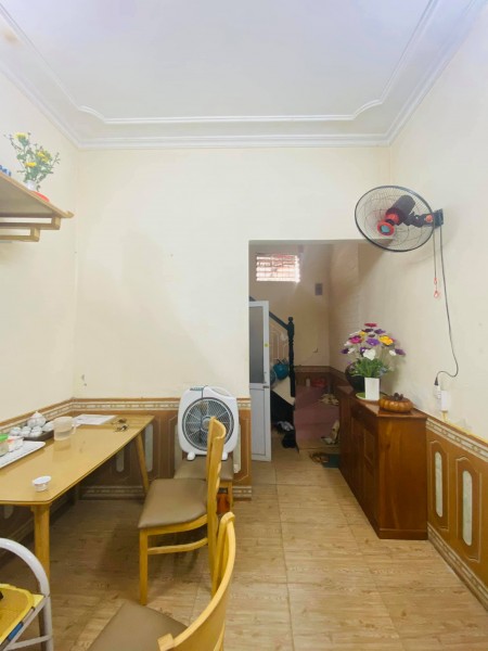 Bán nhà Quận Hai Bà Trưng phố Bạch Mai, lô góc 3 mặt thoáng, sổ đỏ riêng biệt lh 0364022183