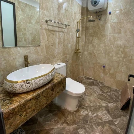 Nhà 5 tầng đúc ngõ 117 Thái Hà, oto tránh, dt 34m2 mặt tiền 8.3m giá 5.4 tỷ lh 0392969999