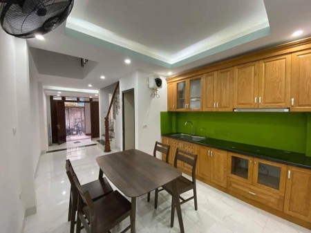 Nhà đẹp ở luôn trung tâm Quận Hà Đông diện tích 54m2 đúc kiên cố 4 tầng giá bán nhỉnh 3 tỉ