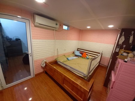 Bán Nhà Giá Rẻ Đẹp Ngõ 179 Vĩnh Hưng Hoàng Mai diện tích sử dụng 39m2 2 tầng, giá1.3 tỷ