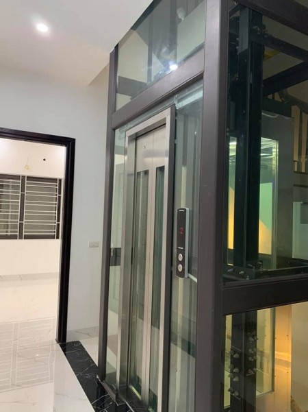 Bán nhà phố Ngọc Lâm Long Biên đẹp long lanh kinh doanh thang máy đầy đủ lh 0989564868