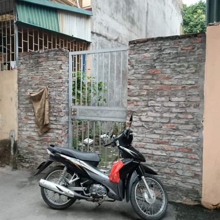 Hàng Hiếm Bán Đất Đông Ngạc Ngõ to xe máy đua Ba gác diên tích 38m2 giá bán 1,4 tỷ