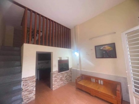 Bán nhà nguyên căn giá rẻ Quận 5 Nguyễn Trãi giá bán 3.6 tỷ diện tích sử dụng 30m2 3 tầng