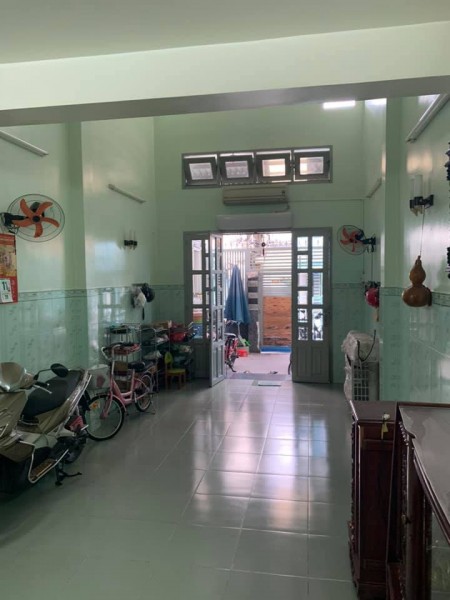 Bán Nhà to 80m2 Hẻm nhỏ giá nhỏ 6 tỷ 6 Tôn Đản Phường 10 QUẬN 4 3 tầng Không Quy Hoạch