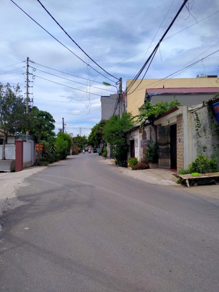 Diện tích 191m2, mặt tiền hơn 10m trục chính kinh doanh đỉnh Biên Giang, Hà Đông cần bán gấp