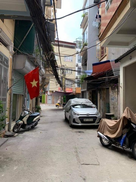 Bán nhà ngõ Quỳnh. hàng hiếm, lô góc cách đường ô tô dt 28m2, 3 tầng, giá bán 2.2 tỷ