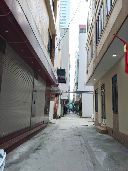 Bán đất dt 60m2, mt 4m, vuông vắn ngay Văn Phú Hà Đông, giá hơn 3 tỷ, mặt tiền rộng