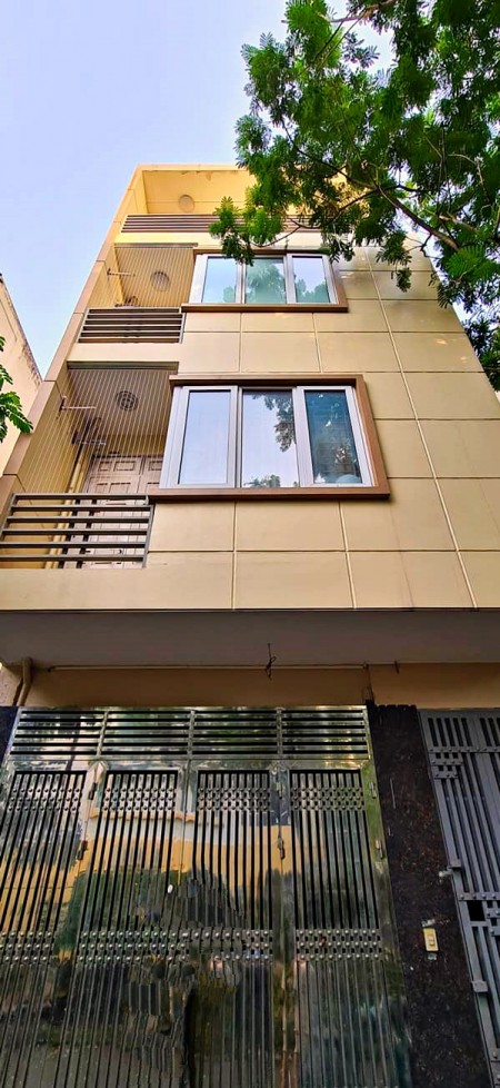 Đi đến slide 4
