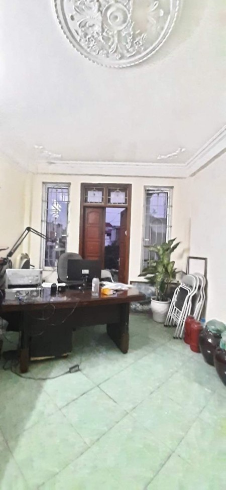 Bán nhà ngay phố Khương Trung hơn 60 mặt tiền 7,8m chỉ nhỉnh 4 tỷ Lh 0336588588