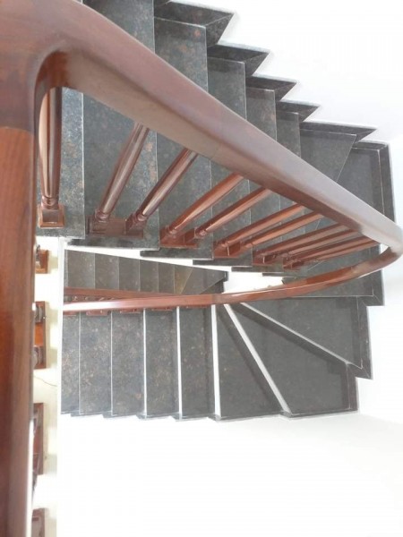 Bán nhà Láng Hạ 70m2, nhà 4 tầng giá 7.2 tỷ Đống Đa, LH: 0983334133
