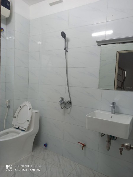 Bán nhà Định Công Thượng, vào ở luôn, 28m2 5 tầng đẹp 2 thoáng giá 2.93 tỷ
