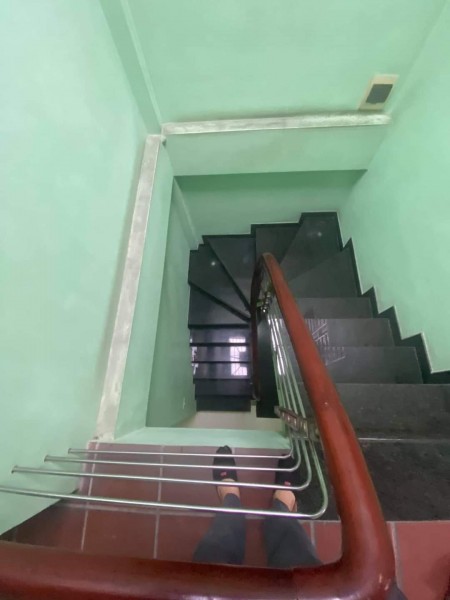 Nhà mặt phố Chính Kinh Quận Thanh Xuân diện tích 37/40m2 5 tầng giá bán 5.85 tỷ