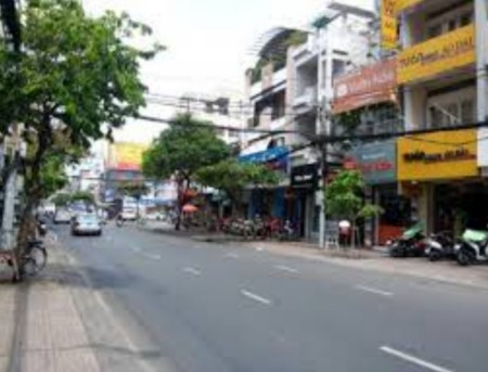 Có 1 -0-2 bán tháo nhà mặt phố Trương Định 450m2, mặt tiền 9.2m giá bán chỉ 35 tỷ