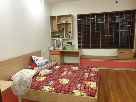 Bán nhà ngõ 63 Lê Đức Thọ, ô tô đỗ cửa, lô góc 4 tầng đúc, dtsd 46m2, giá 3.75 tỷ 0978996965