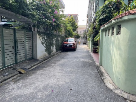Cần bán mảnh đất 87m2 tại Giang Biên, đường ô tô vào tận nơi, giá đầu tư cực kỳ tốt.