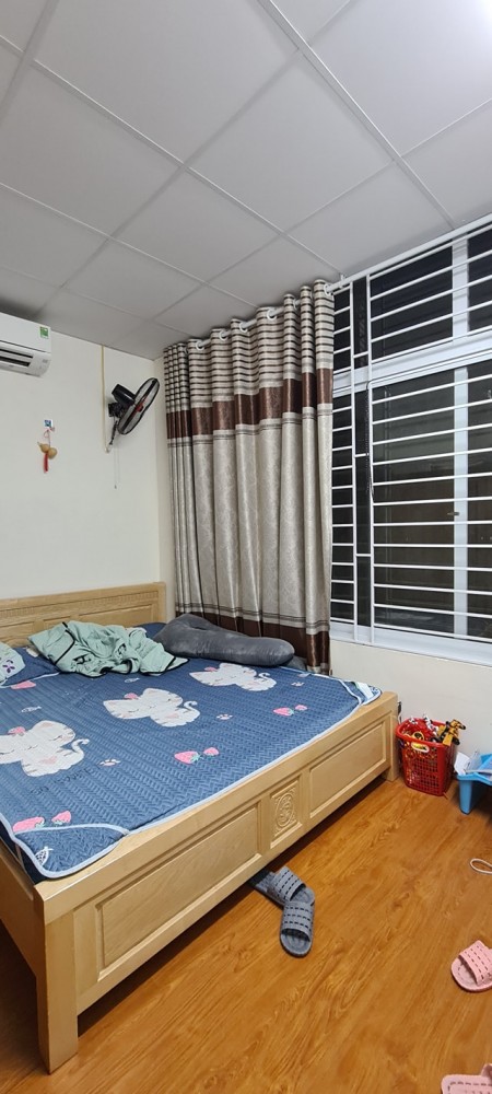 Bán nhà Cầu Đơ, Hà Đông 33m*4T, giá 2.6 tỷ, nhà đẹp ở luôn, gần phố, đủ tiện ích