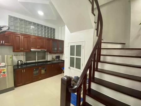 Bán Nhà Thái Hà, Đống Đa diện tích sử dụng 45m2, 5 tầng, ô tô, kinh doanh, giá nhỉnh 5 tỷ