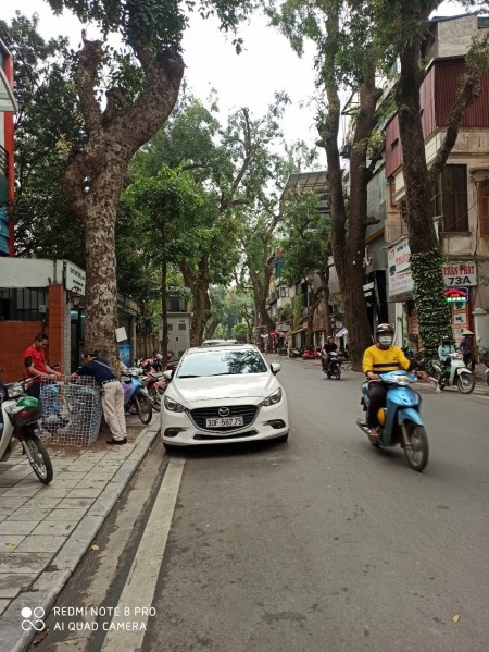 Nhà mặt phố Lý Nam Đế, giá siêu rẻ, chủ sẵn sàng bán, 3 mặt thoáng, 128m chỉ 32,64 tỷ