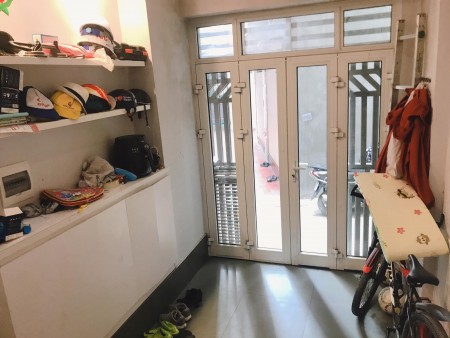 Hiếm Bán nhà to 38m Thái Thịnh Đống Đa gần ĐH Công Đoàn Thủy Lợi ở ngay MT rộng chỉ 2.9 tỷ