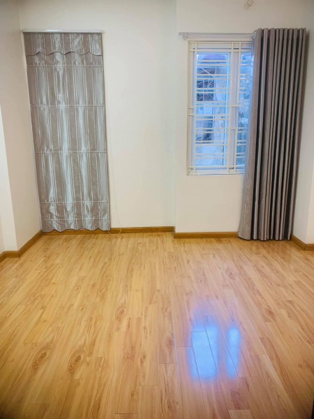 Nhà đẹp ở luôn, phố Trần Phú, Văn Quán, dtsd 39m2, 4 tầng ô tô gần giá 4 tỷ 15 lh 0902083139