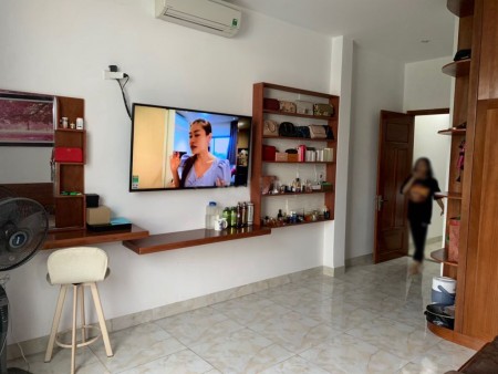 Bán nhà chính chủ diện tích 4x10m hẻm xe hơn Quận 10 Tô Hiến Thành giá chỉ 6,1 tỷ