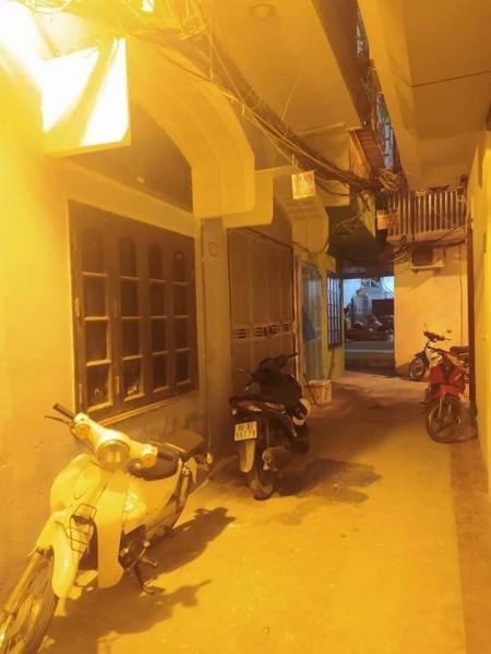 Cần bán nhà phố Kim Ngưu lô góc 2 mặt thoáng gần ô to 41m2 3 tầng đúc, giá 2.95 tỷ