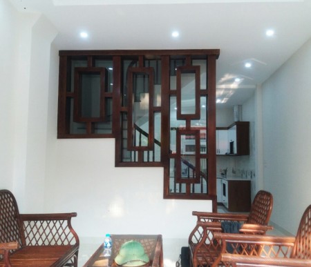 Bán nhà Vân Canh mới koong ngõ thông tặng toàn bộ nội thất, dtsd 40m2, 4 tàng, chỉ nhỉnh 3.08 tỷ