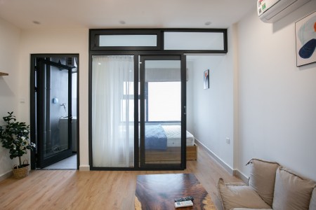 Cho thuê CCCC Studio có vách kính ngăn thành 1pn riêng, full đồ, giá chỉ 7tr tại Vinhomes Smart City