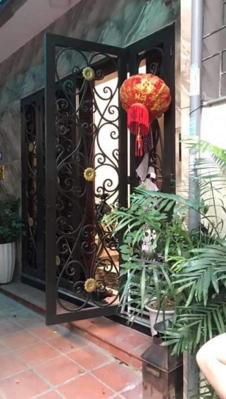 Bán nhà Thịnh Quang- trung tâm Đống Đa, mới tinh siêu đẹp ở luôn ngõ rộng, ba bước ra phố! 096.421.6776.