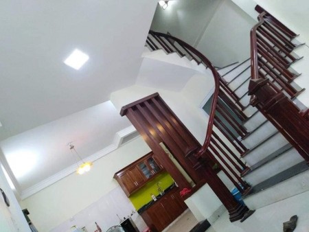 Bán gấp nguyên căn lô góc bao đẹp ô tô 20m diện tích 35m2, 6 tầng đúc giá hơn 3 tỷ