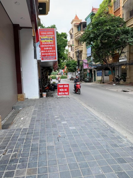 Cho thuê mặt bằng giá rẻ tại Trần Điền, vỉa hè rộng rãi khu dân trí cao, sâm uất, kinh doanh sầm uất