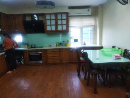Khu đô thị Văn Phú Hà Đông, dtsd 90m2, 5. tầng view vườn hoa, gần metro, giá 8 tỷ hơn