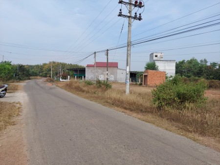 Bán rẻ 1020m2 đất mặt tiền sát KCN Becamex giá 360tr.