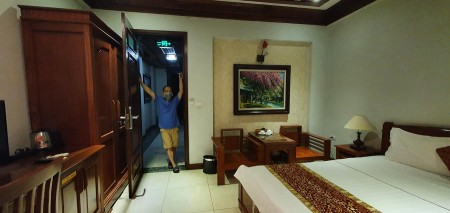 Bán khách sạn phố Đình Thôn ô tô kinh doanh diện tích 80m2, 10 tầng, 16 phòng, giá 24 tỷ