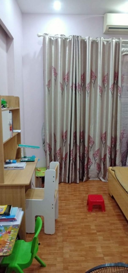 Nhà đẹp, ở ngay, ngõ to, kinh doanh Online. Đình Thôn 42m2x4T, MT4.2m. Giá nhỉnh 4 tỷ.
