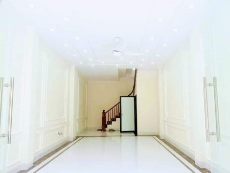 Bán nhà nguyên căn Thanh Bình, Quận Hà Đông, dtsd 60m2, giá hơn 4 tỷ không có căn thứ 2