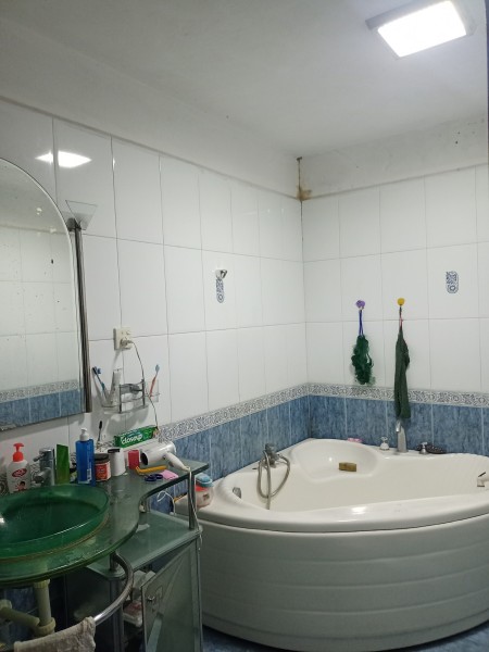 Mặt phố Phạm Thận Duật, Mai Dịch, Cầu Giấy, dtsd 84m2, mặt tiền 6.6m, 4 tầng giá bán 20 tỷ.