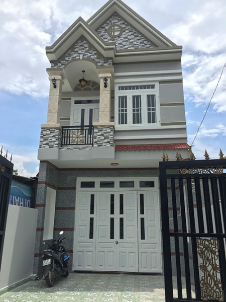 Bán nhà nguyên căn hẻm xe hơi đường lớn, khu dân cư đông đúc, giá tốt đầu tư, sổ sẵn