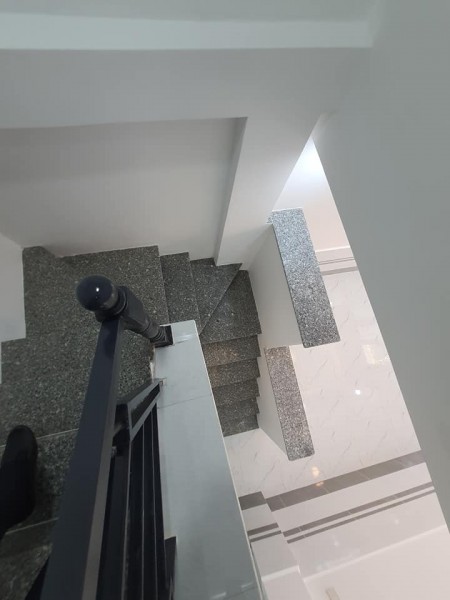 (Gò Vấp)Nhà đẹp, sát hxh, Nguyễn Thái Sơn thông Dương Quảng Hàm, 2 tầng, giá chỉ 2.8 tỷ