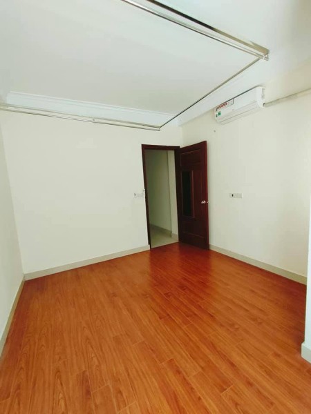 Bán nhà phố Văn Phú kinh doanh tốt, ô tô vào nhà, diện tích sử dụng 70m2, giá 5,25 tỷ