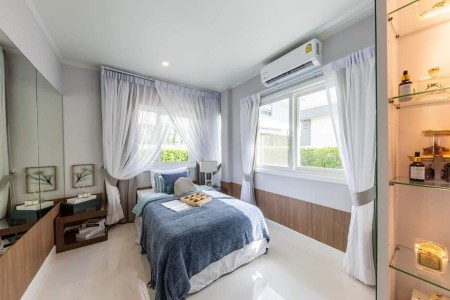 Siêu phẩm phố Việt Hưng 50m2 nhà mới đập hộp, Thang máy GARA Thoáng trước sau, Gần phố
