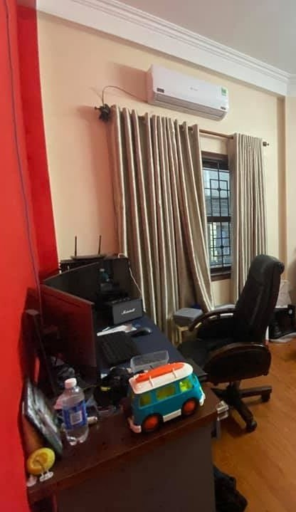 Bán nhà Trần Thái Tông trung tâm Cầu Giấy, ở luôn ngõ rộng ô tô đỗ 10m ra phố, 0964216776